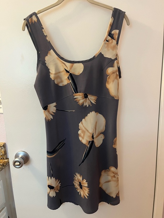 Meghan LA Dresses & Skirts - Meghan LA Charcoal Floral Slip Dress with Cream Blooms Vintage 90s-PTP 18/L 34